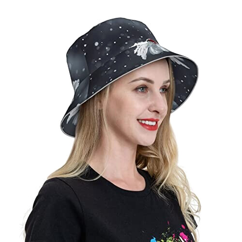 Bob Coccinelle noir taille unique homme/femme variant 7 